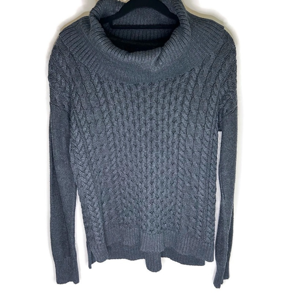 American Eagle Women's Sweater Small (GUC)